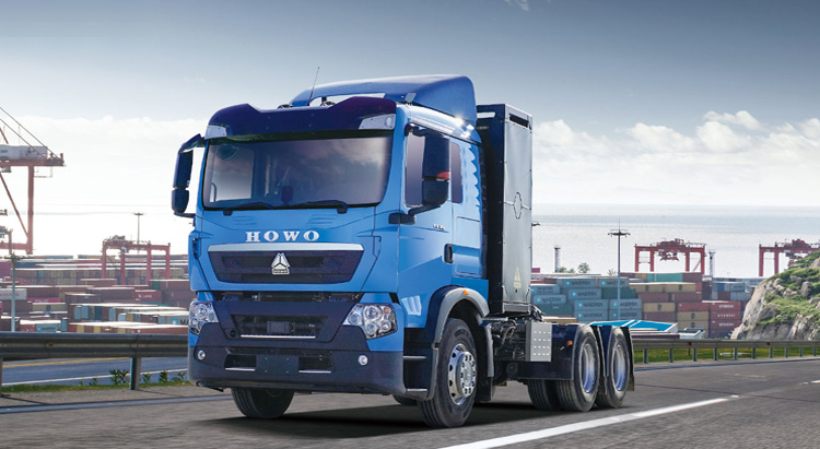 2-howo-pure-electric-tractor-truck-1